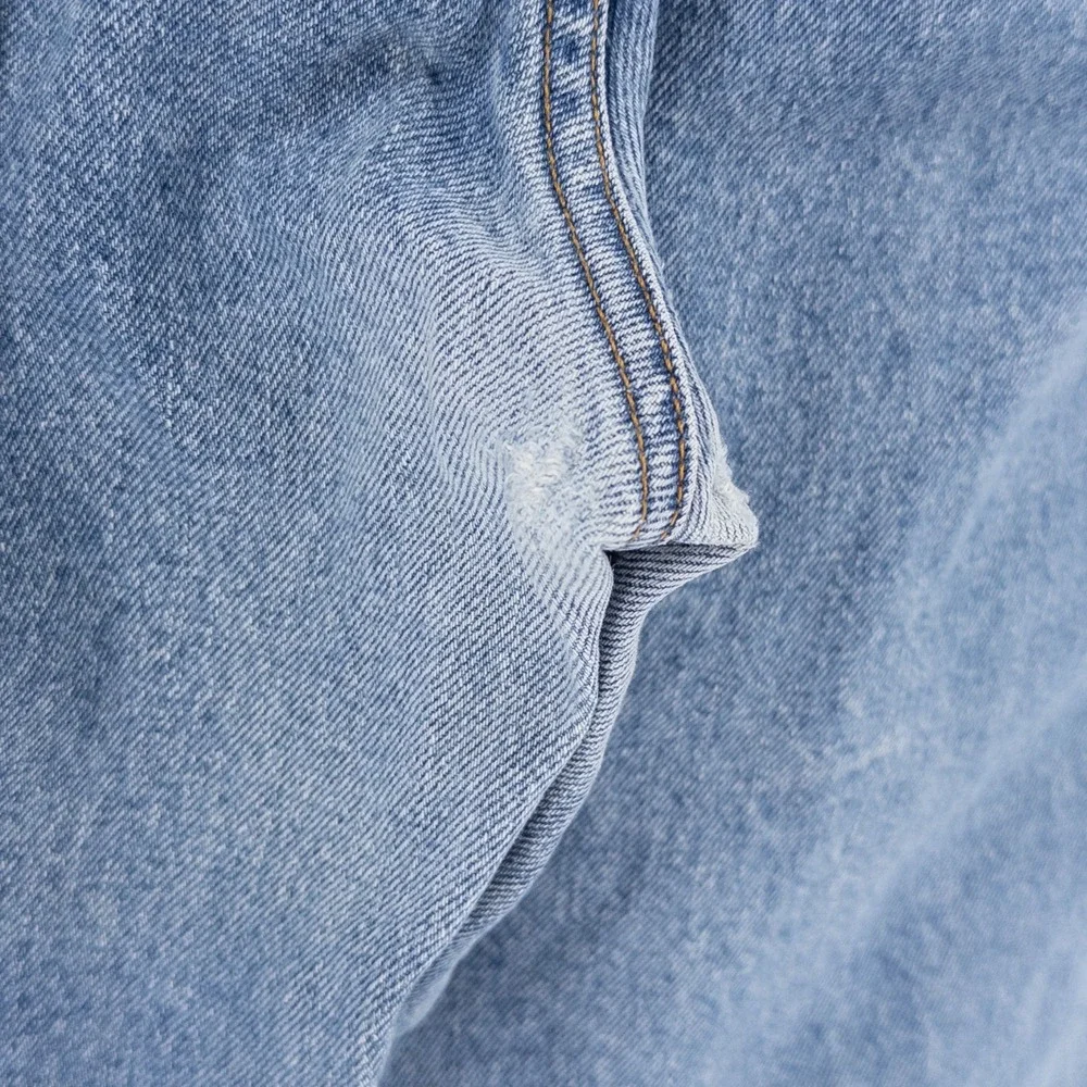 VTG Levis 550 Men 42x34 (40x32 actual) Blue Jeans Relaxed Fit Tapered Distressed